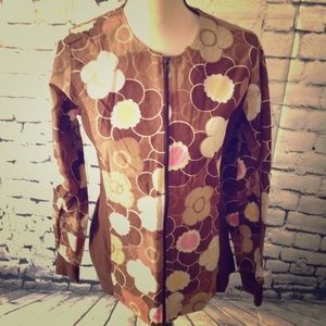 SCRUB TOP!! Zip up brown floral scrub
